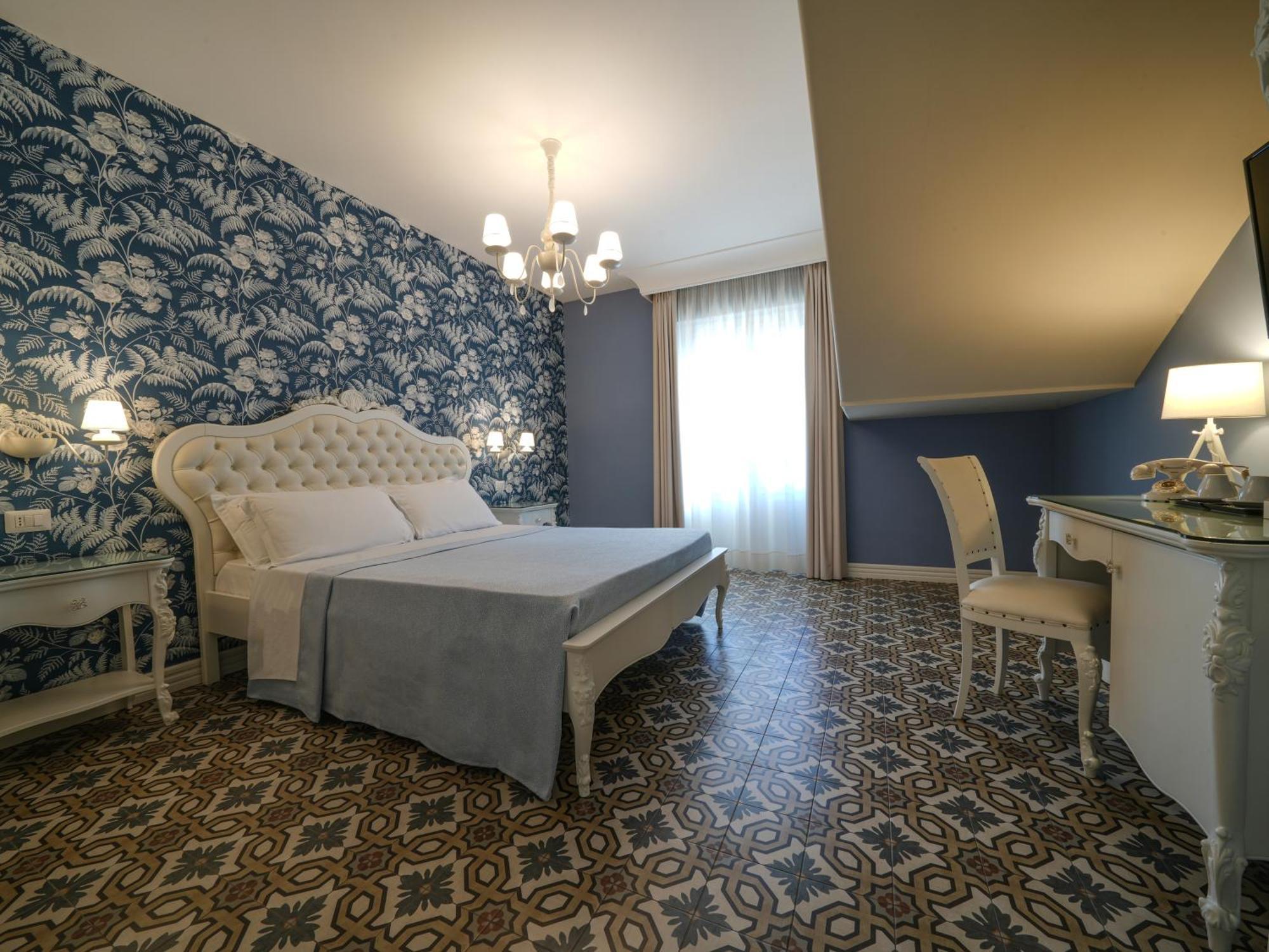 Sui Generis Tropea Luxury Rooms Экстерьер фото