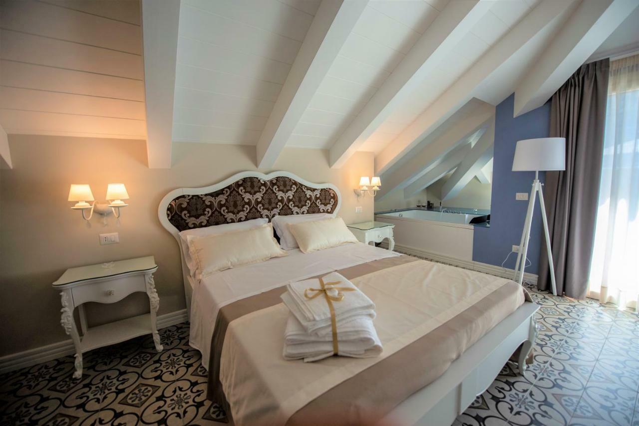 Sui Generis Tropea Luxury Rooms Экстерьер фото